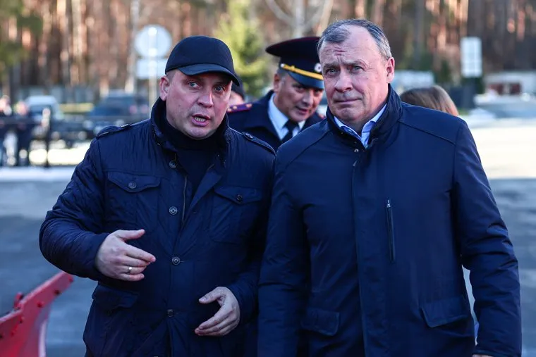 Визит Алексея Орлова в Верх-Исетское ДЭУ для контроля готовности уборочной техники к зимнему периоду. Екатеринбург