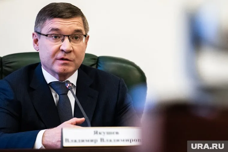 Уральского полпреда Владимира Якушева попросили «убрать» главу Викуловского района