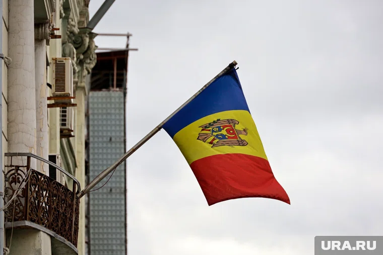 Протесты в Молдавии могут начаться из-за нищеты, заявил экс-президент Воронин