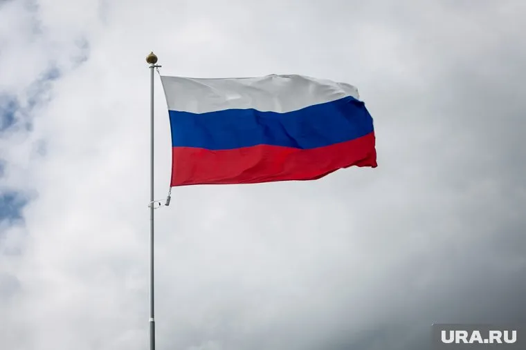 Россия может получить свои триколоры «в любое удобное для российских дипломатов время»