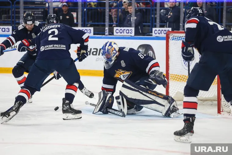 Нападающий «Металлурга» разводится с супругой по обоюдному согласию