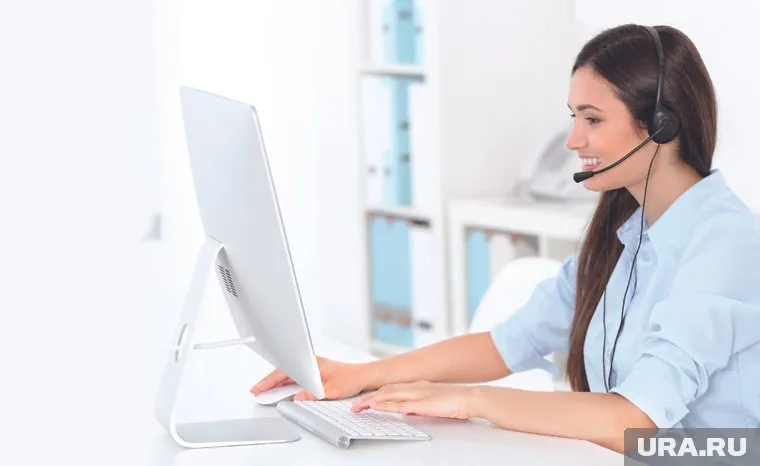 Получить помощь или консультацию страховых представителей по вопросам системы ОМС можно круглосуточно