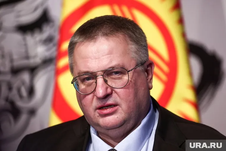 По словам Оверчука, деиндустриализация Европы ситуация является прямым результатом разрыва между европейскими политиками и экспертами