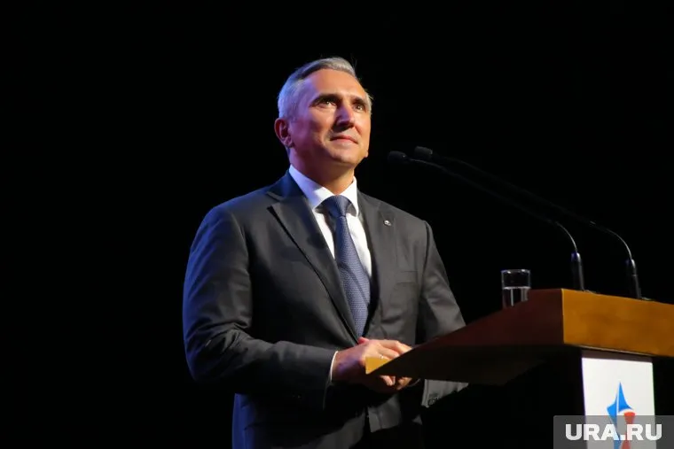 Губернатор Моор отметил вклад ветеранов в развитие двух регионов