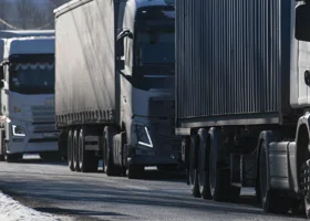 На трассе в Тюменской области введено ограничение