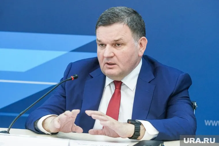 В сложных для ЕР регионах отметили высокую степень вовлеченности избирателей в праймериз, сказал Сергей Перминов