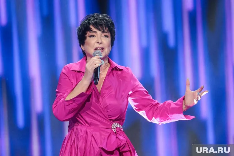 Лолита собрала полный зал в «Екатеринбурге-ЭКСПО»