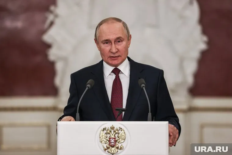 Российский Красный Крест объединил в своих рядах неравнодушных и бескорыстных людей, заявил Владимир Путин