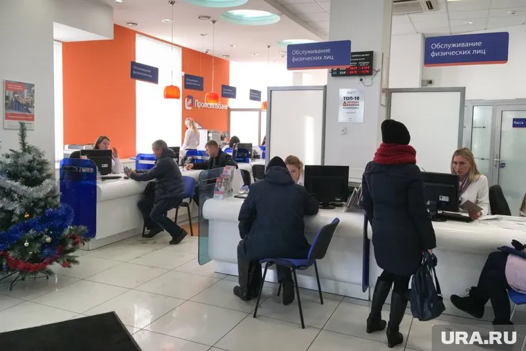 Ключевая ставка не изменится в 2025 году, заявили аналитики ВТБ