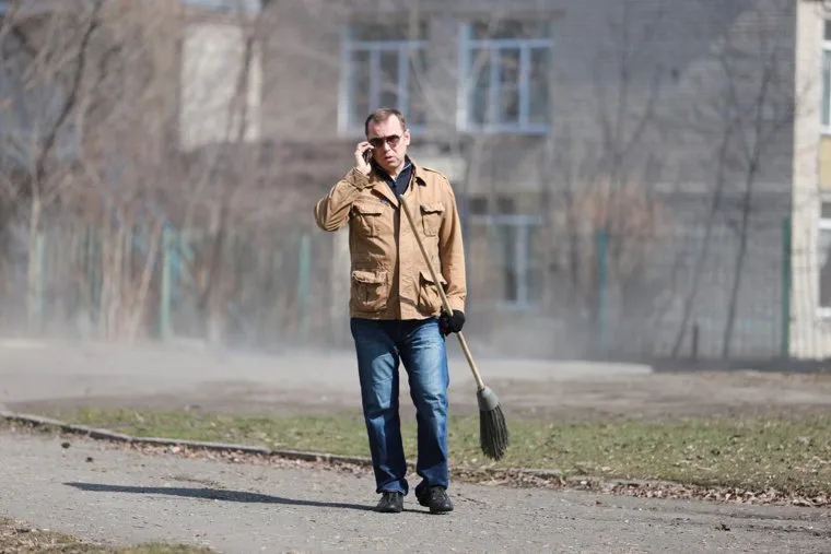 Субботник с врио губернатора Шумковым Вадимом. Курган