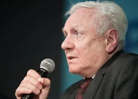 Лидер защиты Белого Дома: в дни ГКЧП Ельцина окружили автоматчики