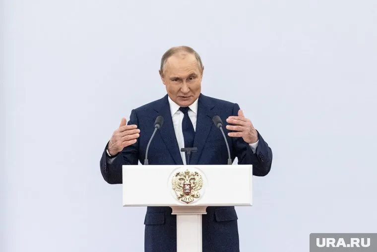 Владимир Путин освободил от должности Наталью Поклонскую