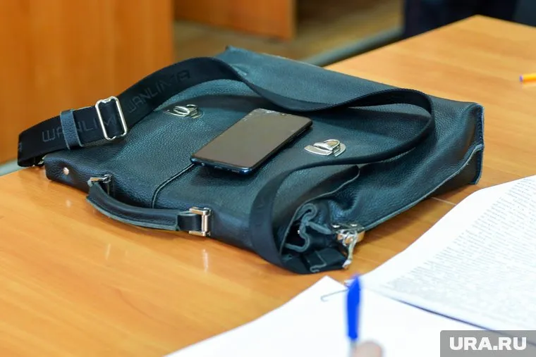 Андрея Зашляпина подозревают в коррупции