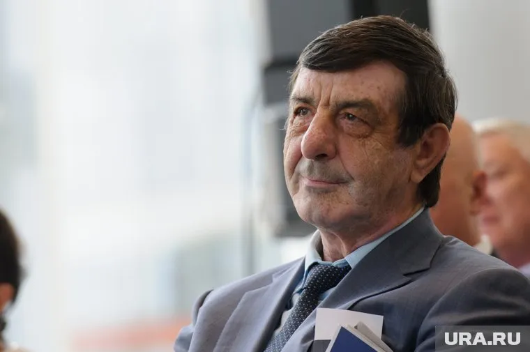 Давиду Давидовичу исполнилось 70 лет