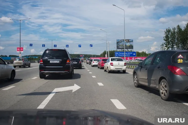 Сейчас пробка наблюдается на развязке ЕКАДа (архивное фото)