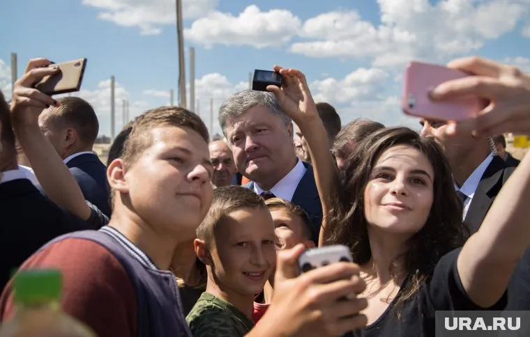 Порошенко уличили в использовании молодежного сленга