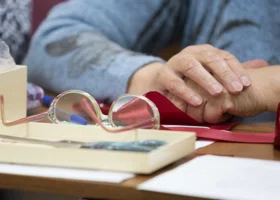 Рождение ребенка за рубежом стало поводом для отказа в страховой пенсии в ЯНАО 