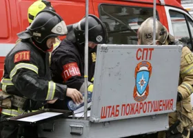 Тюменцы спасли из пожара ребенка