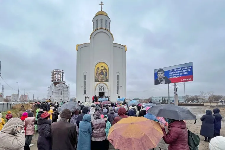 Крестный ход. Курган