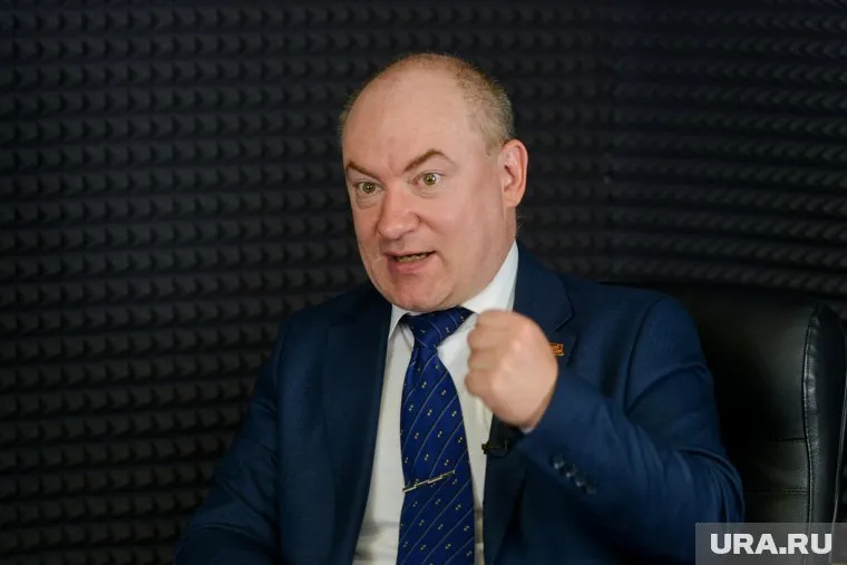 Лидер «Коммунистов России» Сергей Малинкович пообещал подготовить соперника кандидату челябинских единороссов