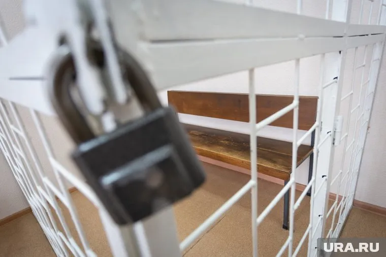 Мужчину приговорили к трем годам лишения свободы в колонии общего режима