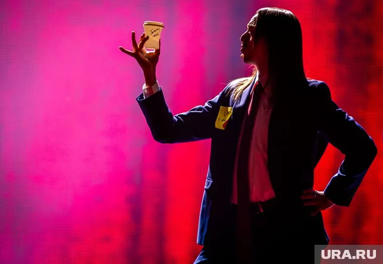 Томми Кэш сразу приковал к себе внимание зрителей, но вырвать победу ему не удалось 