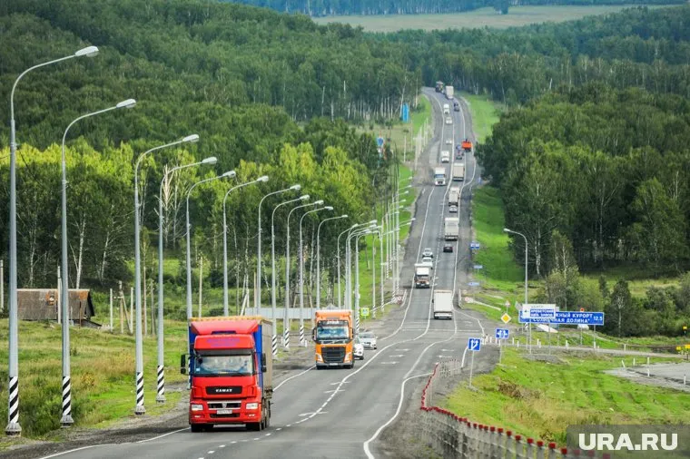 В регионе разыскивают водителей тягачей