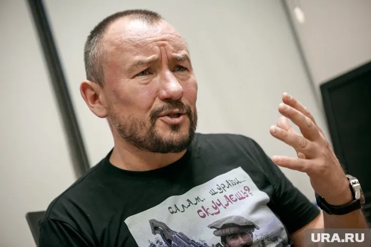 Артем Шейнин начал сам выталкивать эксперта из студии после его высказывания о Захарове