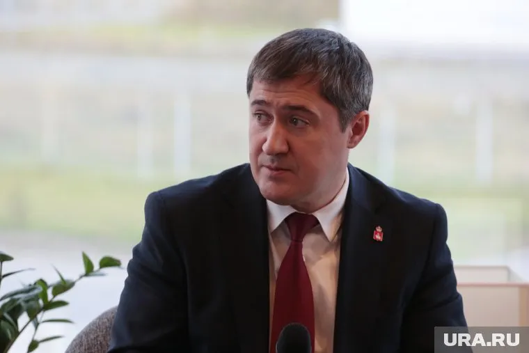 Дмитрия Махонина обвиняют в безразличии к рабочим