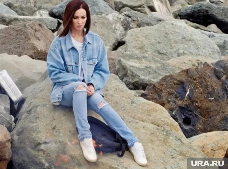 Бузова недолго была одна (архивное фото)