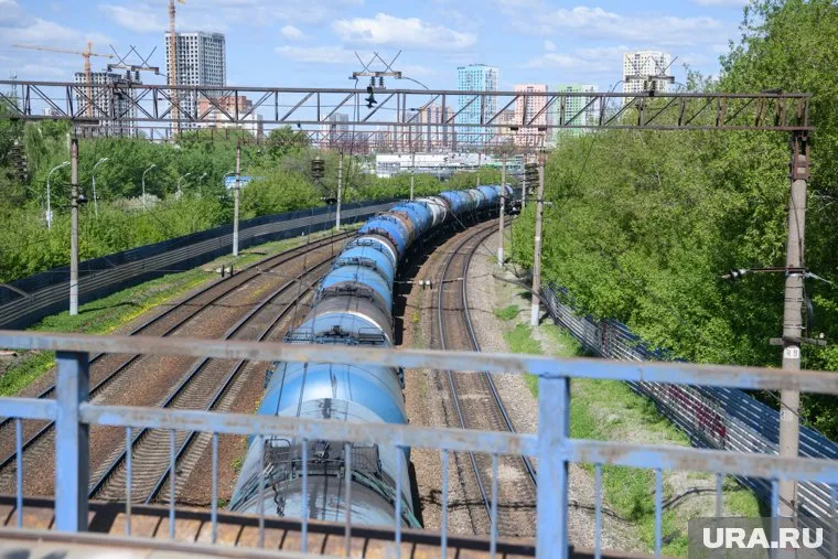 Подростков успели поймать, прежде чем они осуществили задуманное на железной дороге.