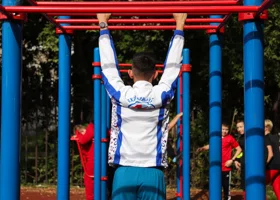 Ребенок получит 100 тысяч рублей за травму на турнике в курганском лагере