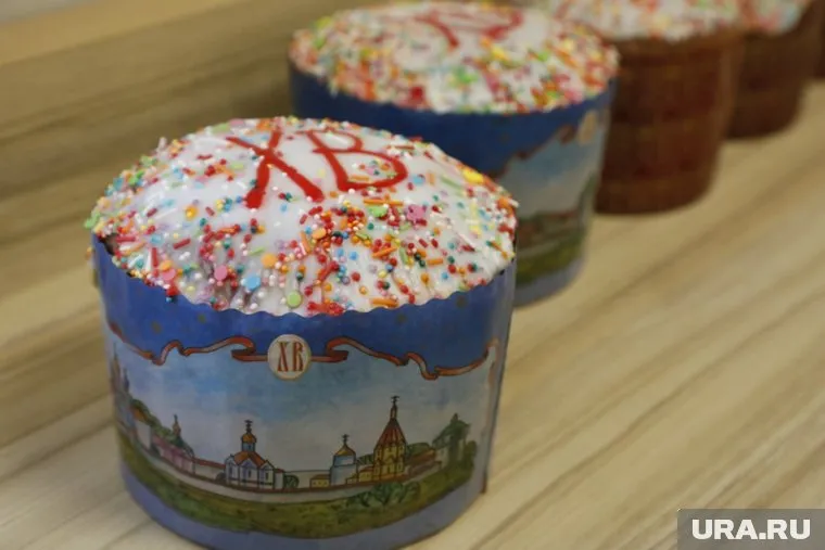 Предполагается, что помимо врачей подарки получат нуждающиеся семьи