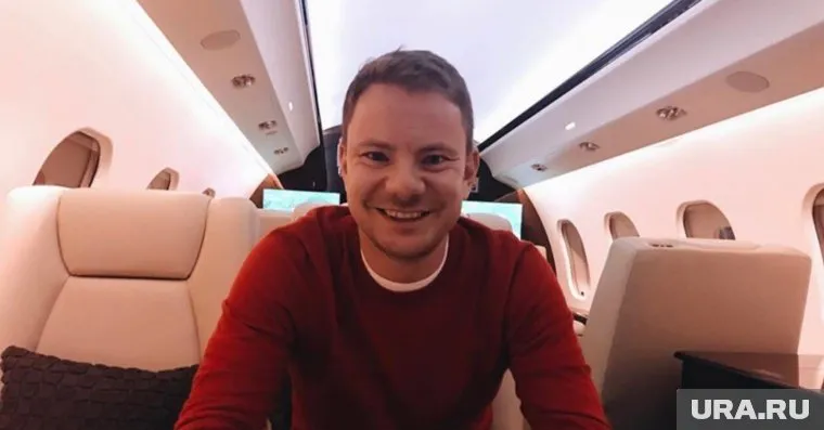 Музыкант также объявил себя добровольцем