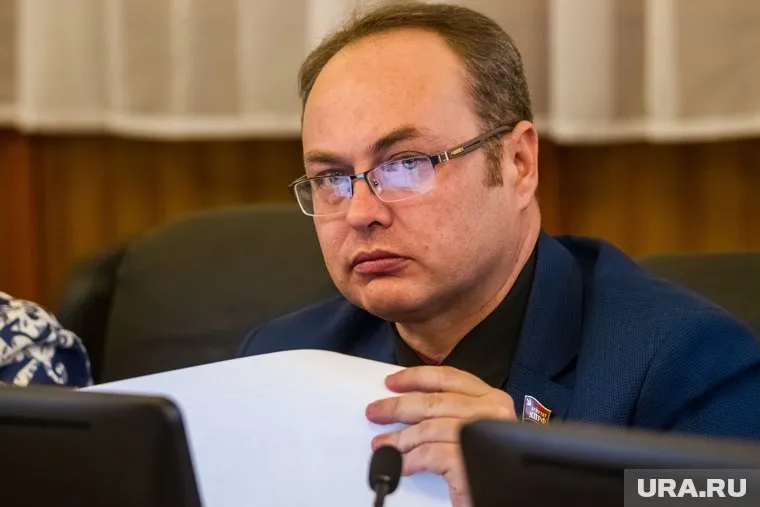 Депутат тюменской облдумы Юрий Юхневич до сих пор не получил решение суда