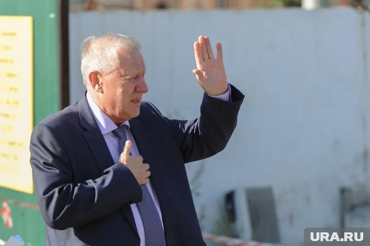 По поручению Евгения Тефтелева начала работу горячая линия