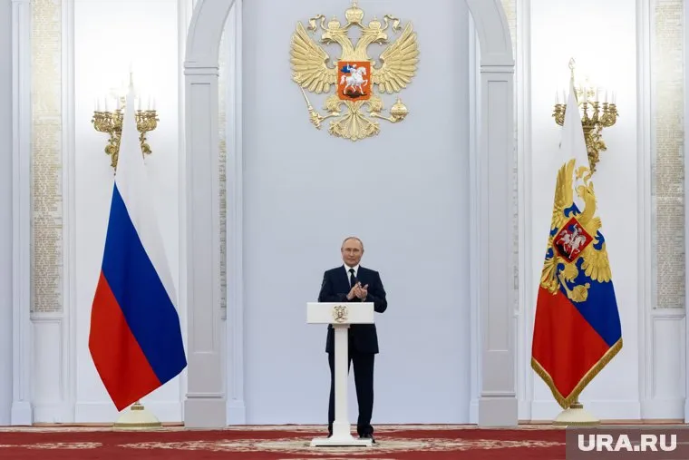 Президент отметил наградами семью Марчук и оленевода Михаила Тайшина