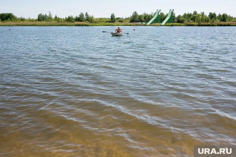 Родителей просят следит за детьми и не пускать их к воде одних