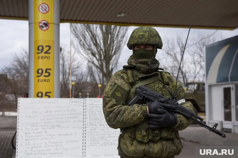 Силовики делают все, чтобы минимизировать диверсии со стороны Украины в Харьковской области, заявил Виталий Ганчев