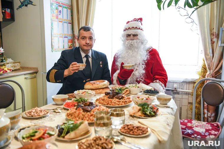 Новый год можно отметить символически