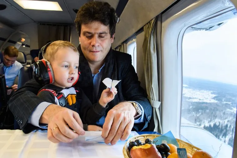 Полет мальчика Артема на вертолете. Екатеринбург