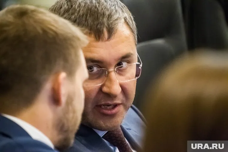 Валерий Фальков призвал коллегу не делать из мухи слона