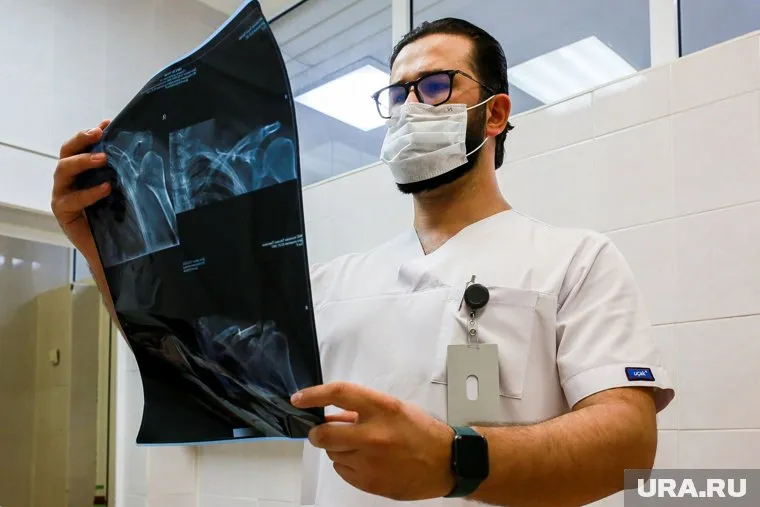 Зуб в легком обнаружили благодаря рентгену