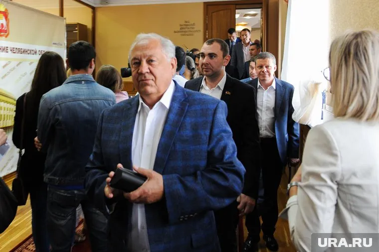 Николай Янов хочет избраться в Калининский райсовет и попасть в гордуму