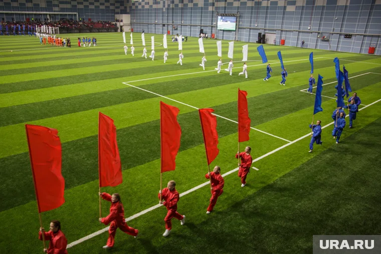 Компания выступает основным инвестором строительства футбольного манежа в Перми по улице Гайдара