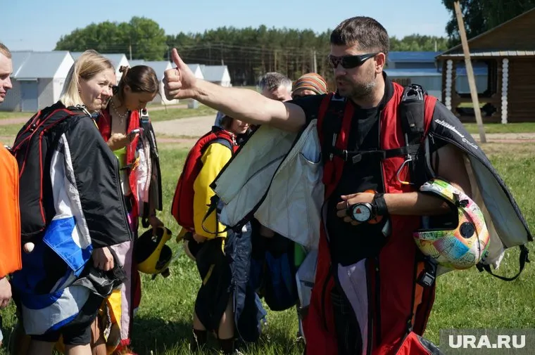 Любители неба отработали полет «в стае»