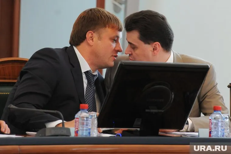 Сергей Буйновский (справа) может стать фигурантом уголовного дела