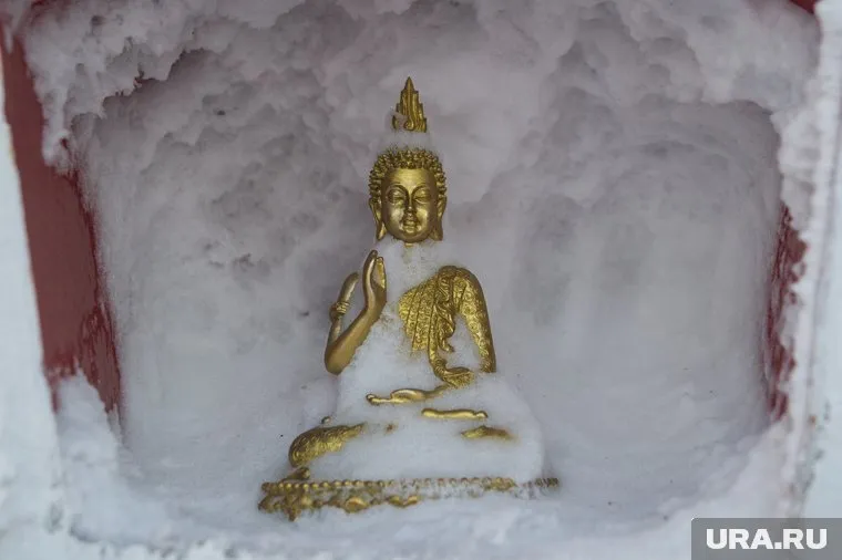 Буддийская община отказывается переезжать с горы Качканар