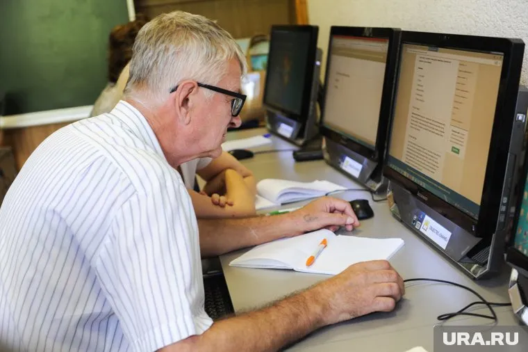 Треть пенсионеров надеются, что переподготовку им оплатит государство