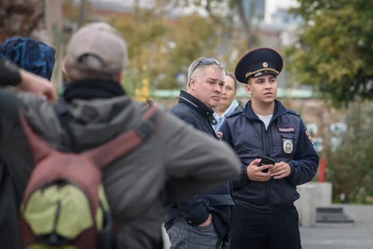 Протест против вырубки сада Нурова. Екатеринбург